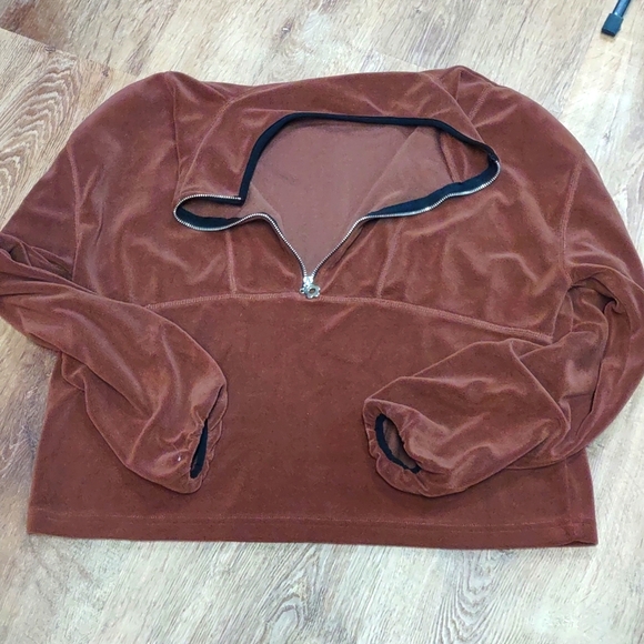 Wallflower Juniors Velour pullover zipup - Picture 7 of 7